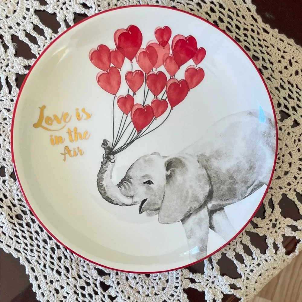 Pier 1 Valentine Cream Decorative Plate